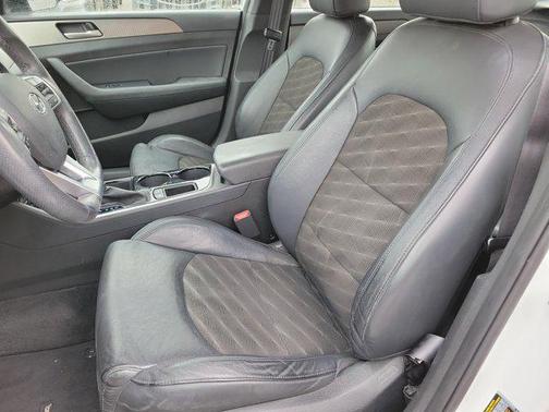 2019 Hyundai SONATA Sport