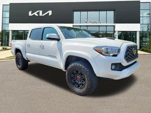 2020 Toyota Tacoma TRD Sport