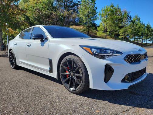 2022 Kia Stinger GT2