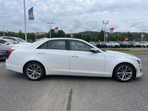 Photo 4 of 36 of 2018 Cadillac CTS 3.6L Luxury