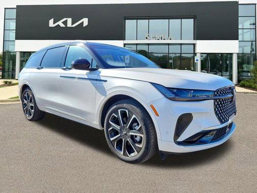 2024 Lincoln Nautilus Reserve