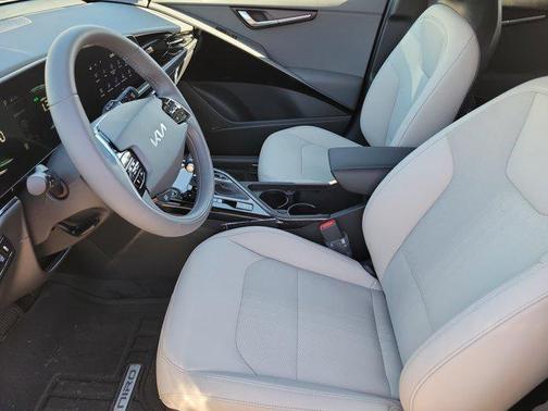 2026 Kia Niro EX