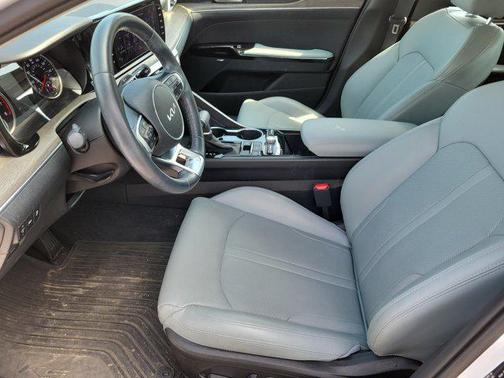 2024 Kia K5 EX