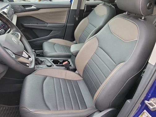 2024 Volkswagen Taos 1.5T SEL