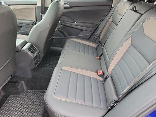 2024 Volkswagen Taos 1.5T SEL