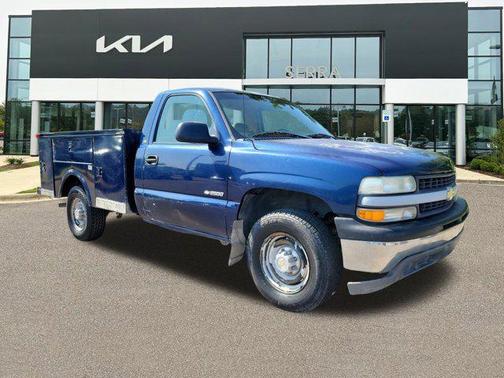 2000 Chevrolet Silverado 2500 Base