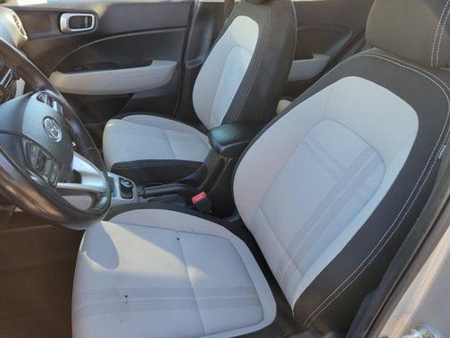 2021 Hyundai VENUE SEL