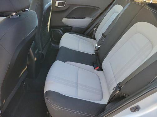 2021 Hyundai VENUE SEL