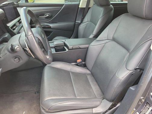 2022 Lexus ES 350 Base