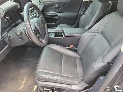 2022 Lexus ES 350 Base