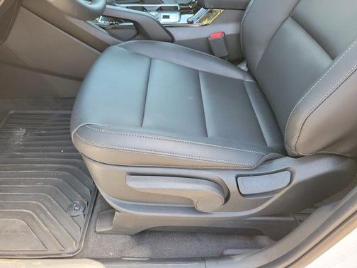 2025 Kia Telluride LX
