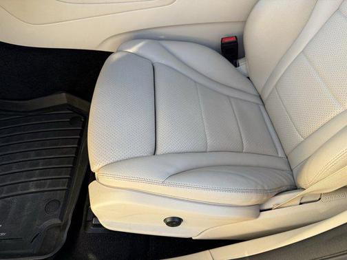 2022 Mercedes-Benz GLC 300 Base