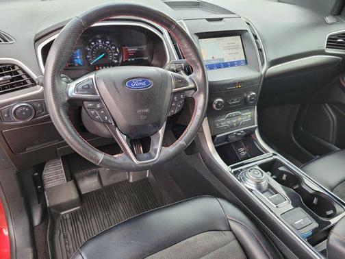 2020 Ford Edge ST