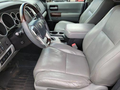 2016 Toyota Sequoia Platinum