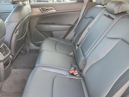 2023 Kia Sportage SX