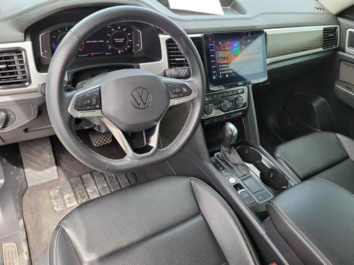 2022 Volkswagen Atlas 3.6L SE w/Technology