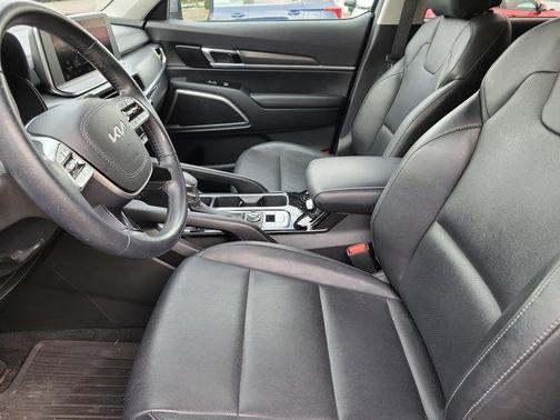 2022 Kia Telluride LX