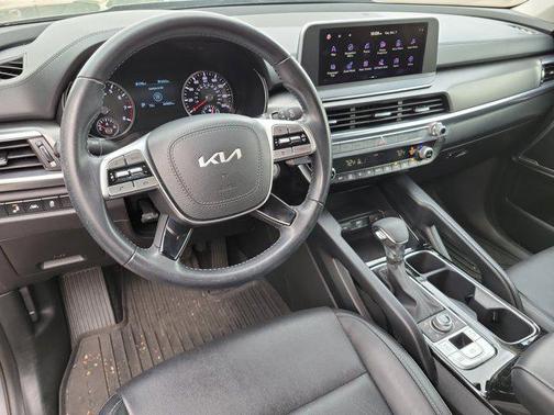 2022 Kia Telluride LX