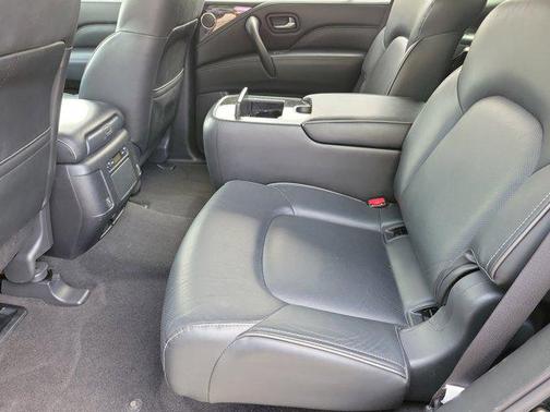 2021 INFINITI QX80 Luxe