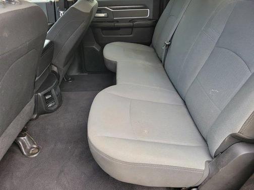 2020 RAM 2500 Big Horn Crew Cab 4X4 6'4' Box
