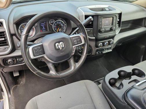 2020 RAM 2500 Big Horn Crew Cab 4X4 6'4' Box