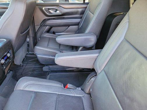 2023 Chevrolet Suburban 4WD Z71