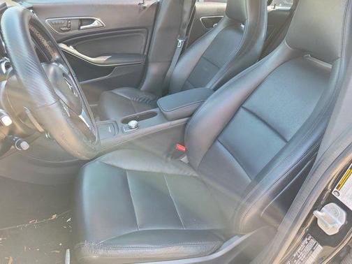 2014 Mercedes-Benz CLA-Class Base