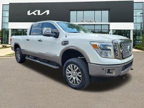 2018 Nissan Titan XD Platinum Reserve
