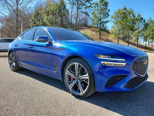 2025 Genesis G70 2.5T RWD