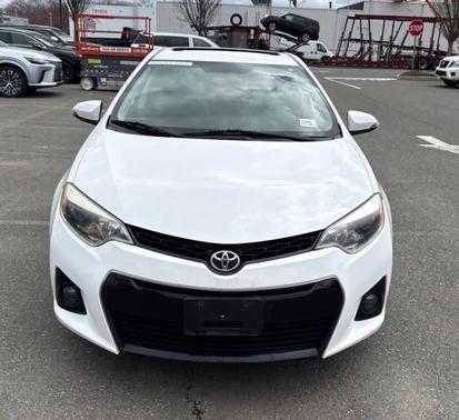Super White 2015 Toyota Corolla S