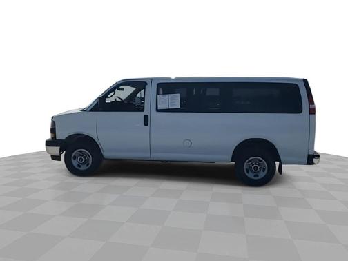 2023 GMC Savana 2500 Work Van