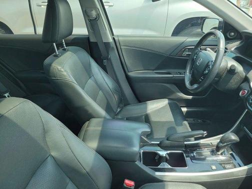 2017 Honda Accord Hybrid EX-L