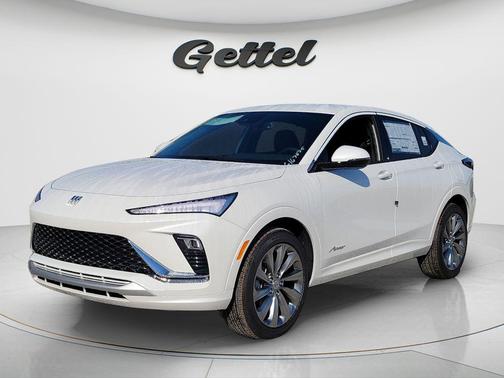 White Frost Tricoat 2026 Buick Envista Avenir FWD