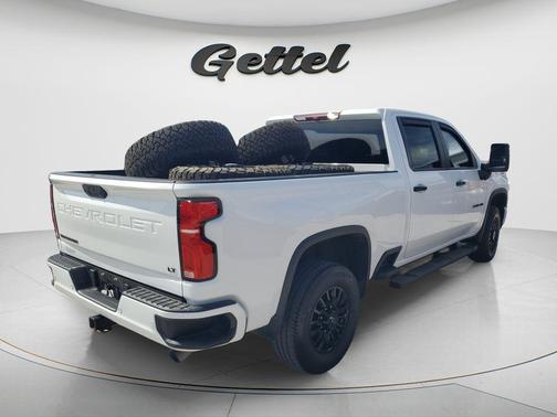 Summit White 2024 Chevrolet Silverado 2500 LT