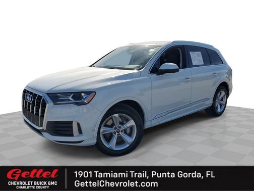 2022 Audi Q7 45 Premium