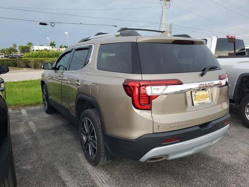 2022 GMC Acadia AWD SLT