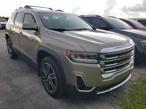 2022 GMC Acadia AWD SLT