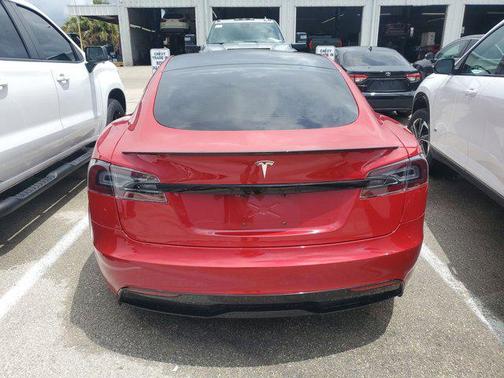 2021 Tesla Model S Long Range