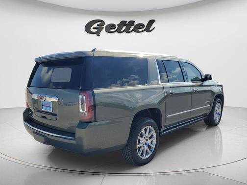 Mineral Metallic 2017 GMC Yukon XL Denali