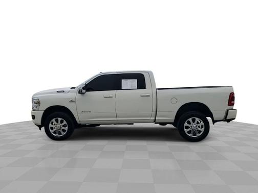 2023 RAM 2500 Laramie Crew Cab 4x4 6'4' Box