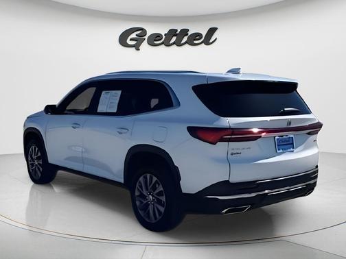 2025 Buick Enclave Preferred FWD