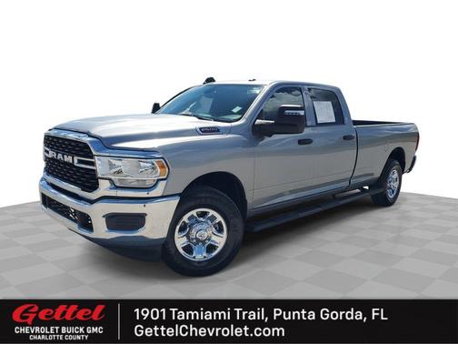 2023 RAM 2500 Tradesman Crew Cab 4x2 8' Box