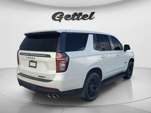 Iridescent Pearl Tricoat 2024 Chevrolet Tahoe 4WD RST