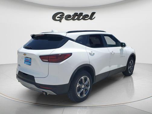 Summit White 2024 Chevrolet Blazer 2LT