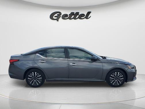Gun Metallic 2025 Nissan Altima 2.5 SV