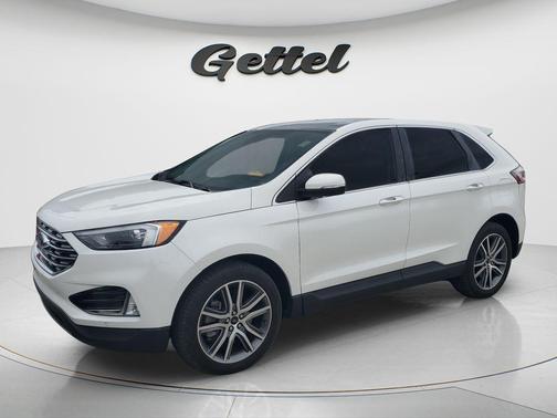 Star White Metallic Tri-Coat 2023 Ford Edge Titanium