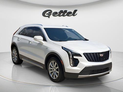 Crystal White Tricoat 2023 Cadillac XT4 Premium Luxury