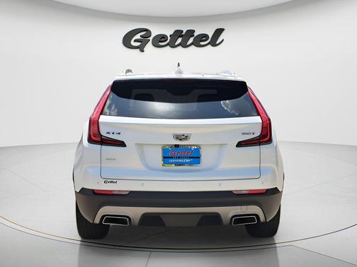 Crystal White Tricoat 2023 Cadillac XT4 Premium Luxury