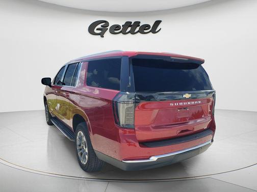 Radiant Red Tintcoat 2025 Chevrolet Suburban LT