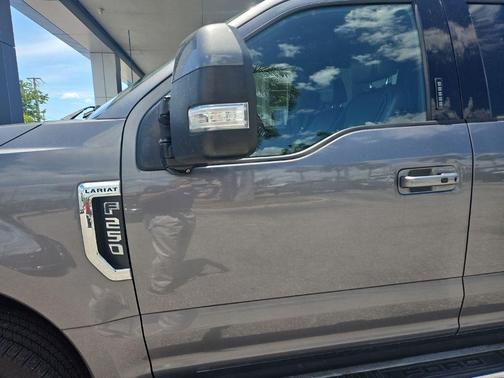 Carbonized Gray Metallic 2022 Ford F-250 Lariat
